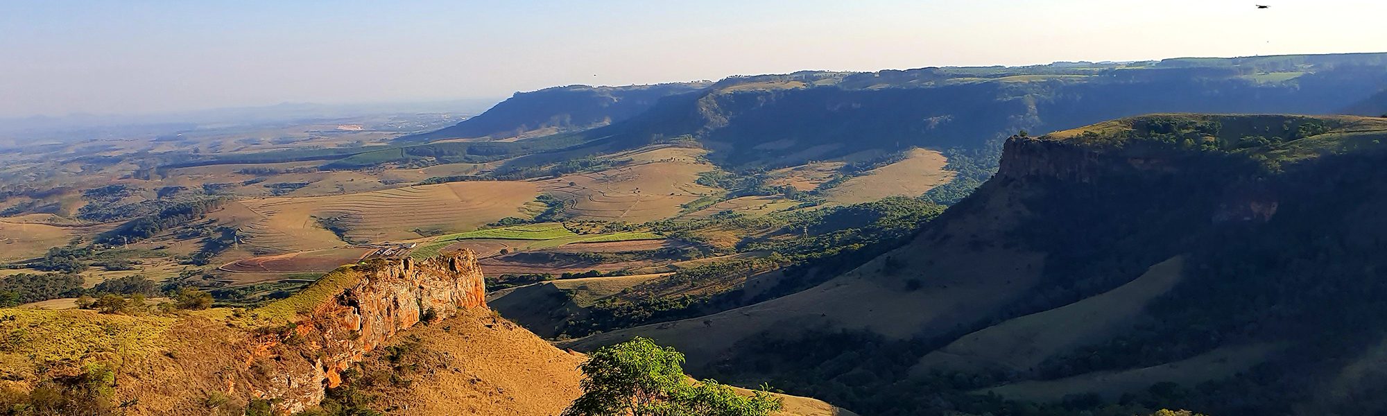 encantos-da-serra-itaqueri-banner